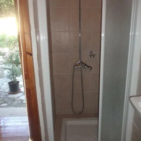 Holiday home Oleander Stone House