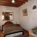 Oleander Stone House Vakantiehuis *