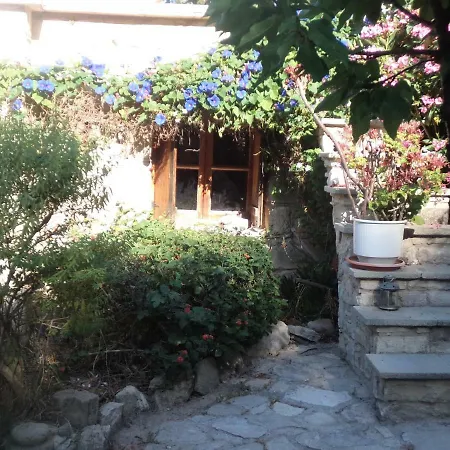 Oleander Stone House Ferienhaus *