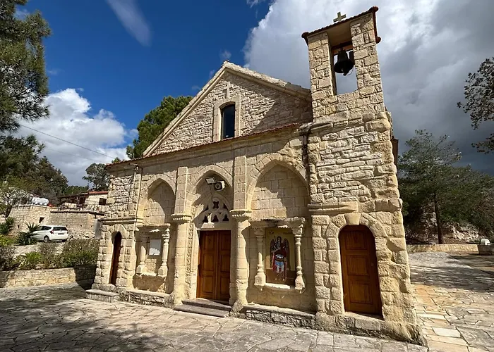 Oleander Stone House בית נופש