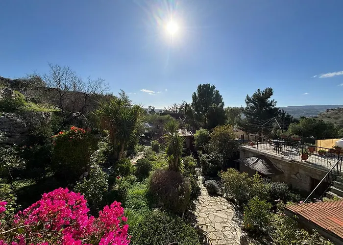 Oleander Stone House Lemona