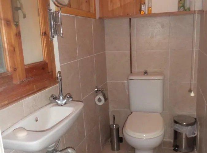 Oleander Stone House Lemona