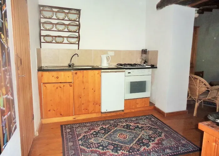 別荘 Oleander Stone House *