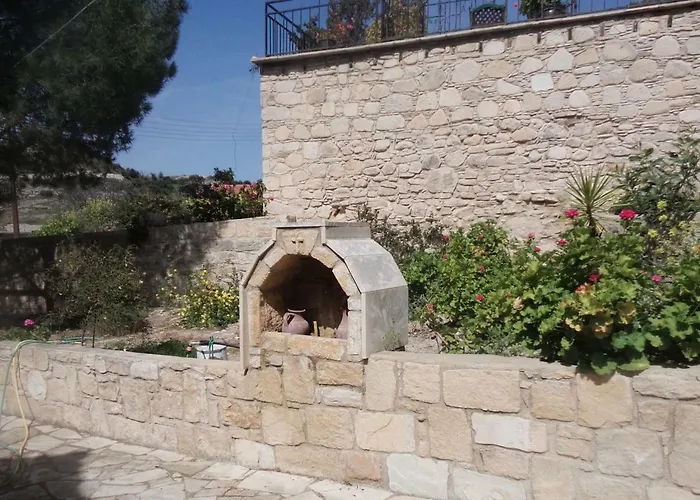 Oleander Stone House Lemona